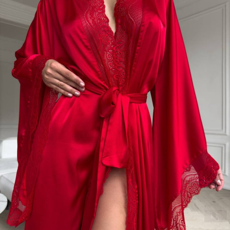 Червоний шовковий халат “Red Seduction” з вишуканим мереживом